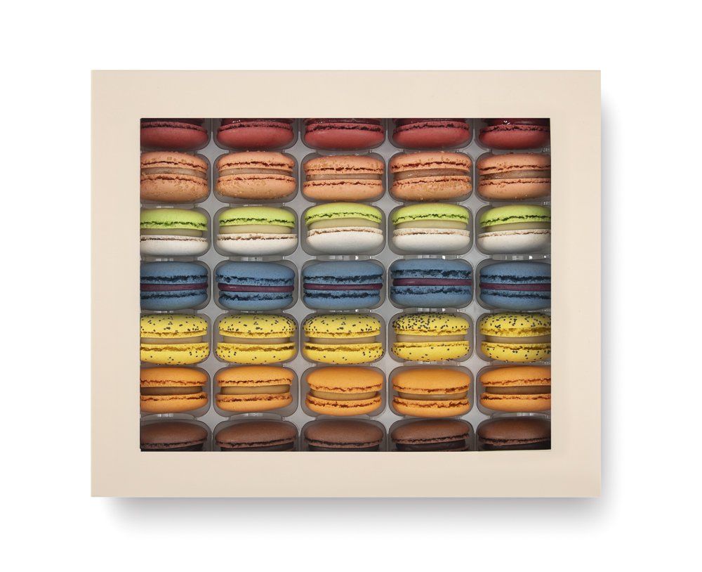 12 French Macarons Signature Collection